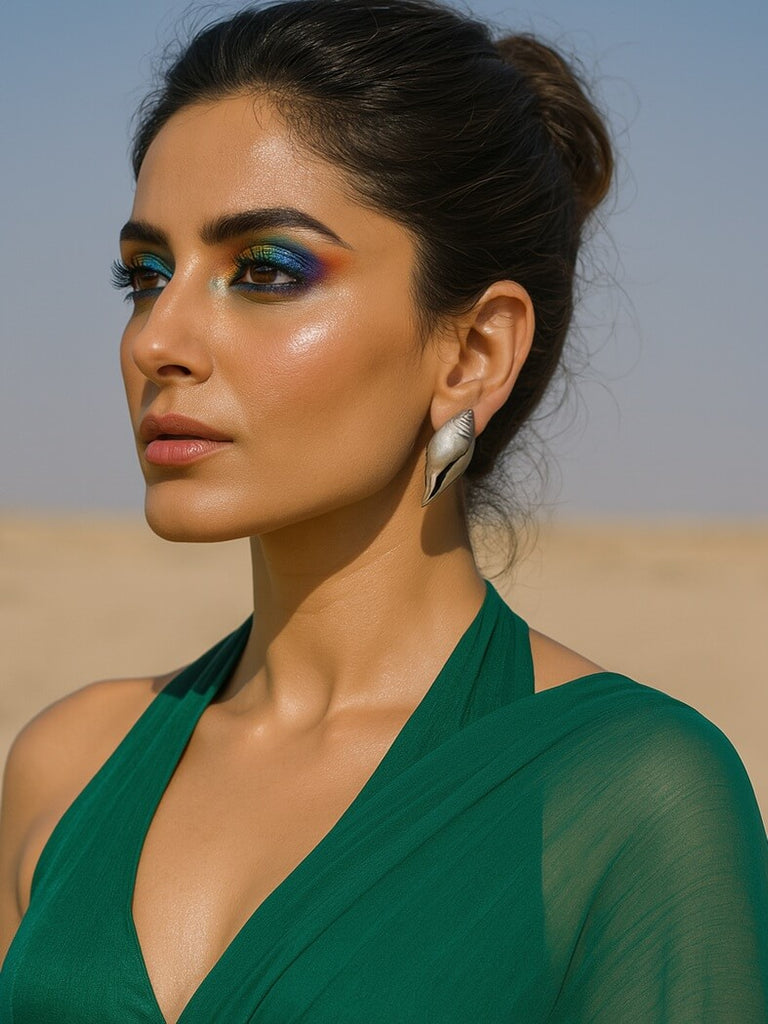 Shankh Sutra Studs