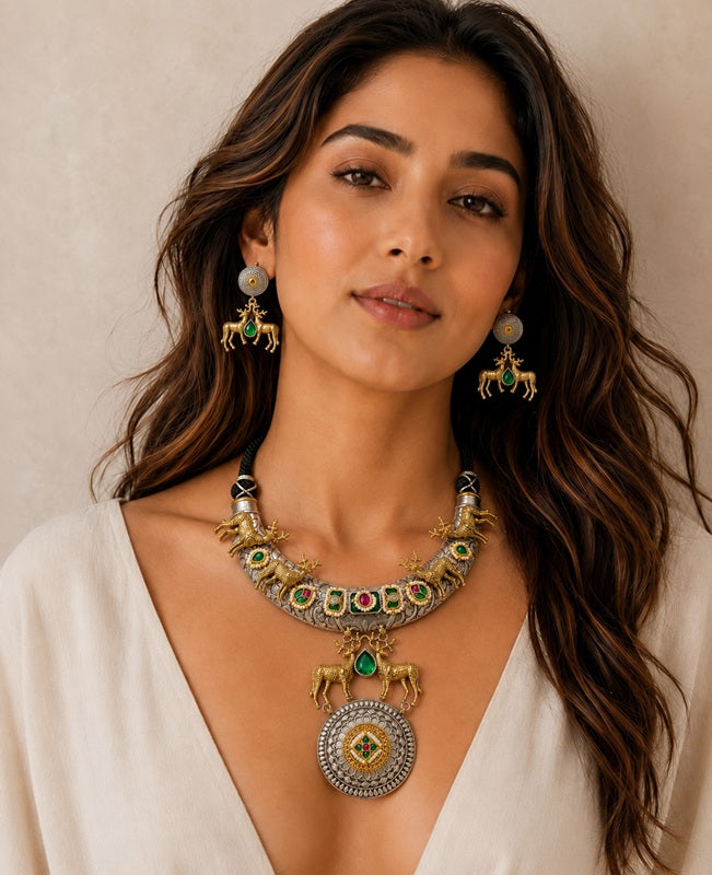 Deerly Loved Choker Set