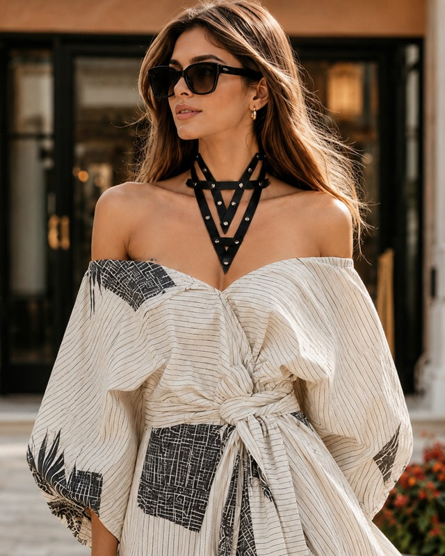 Black Pebble Pop Collar