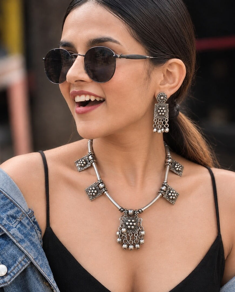 Regal Bloom Choker Set