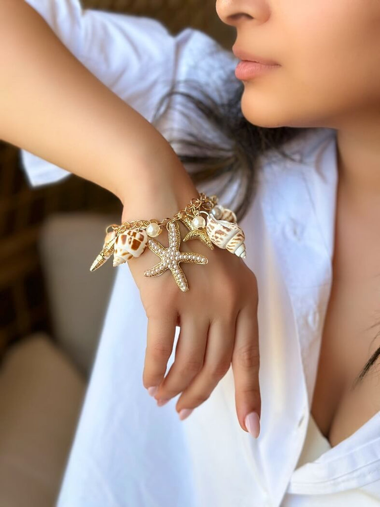 Seashells & Starfish Charms Bracelet