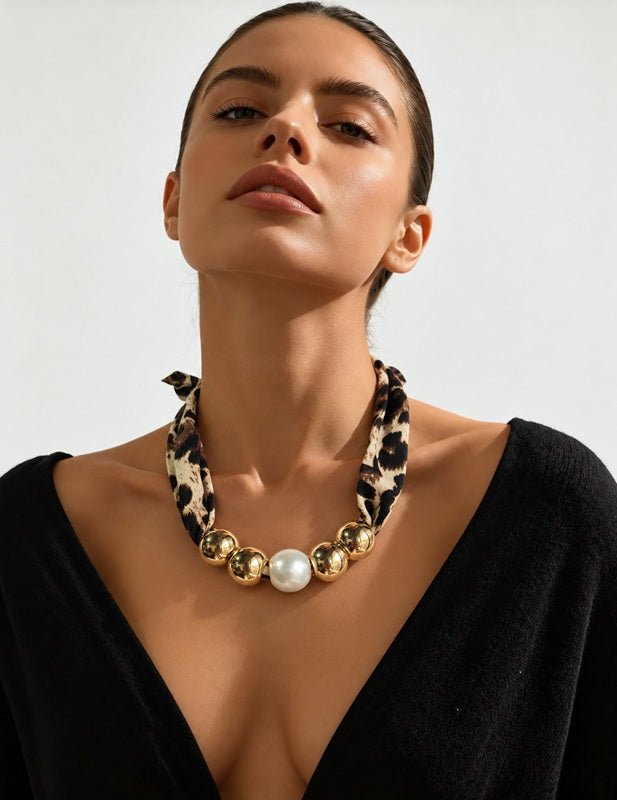 Safari Chic Tie Up Statements