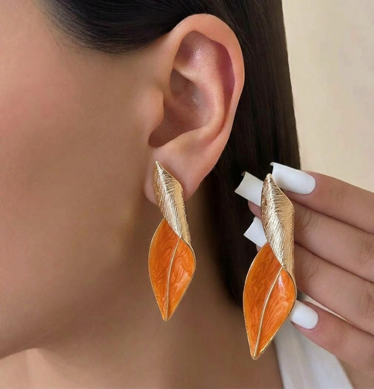 Feather Flick Studs