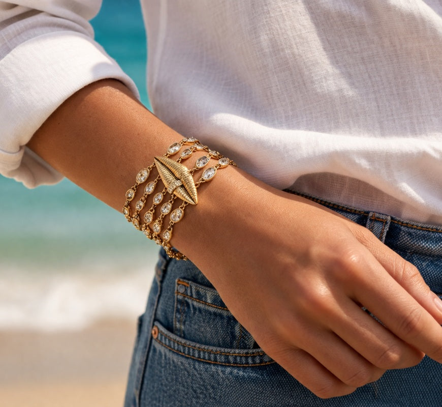 The Kiss & Tell Cuff