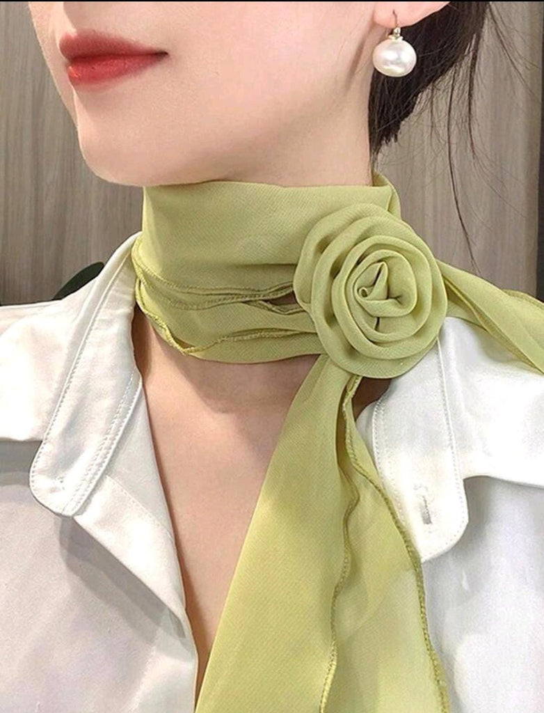 Gardenia Green Clip Scarf