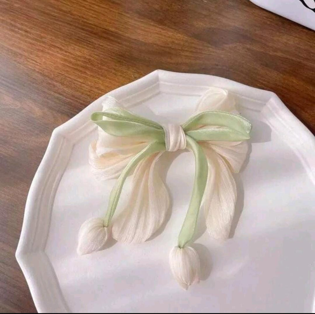 Lilypad Luxe  Hair Bow