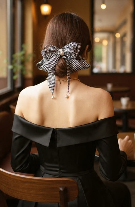 Houndstooth Pearl Glam Bow